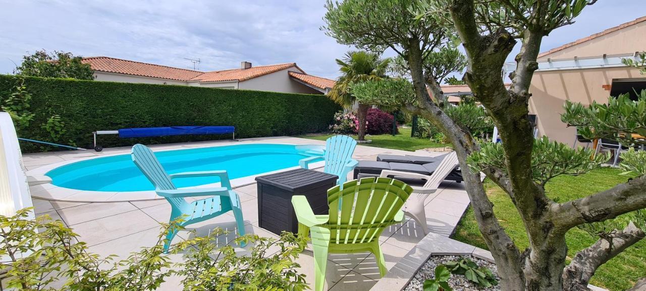 2 logements séparés indépendants jusqu'à 5 personnes, piscine chauffée à 3 min du Puy du Fou Les Épesses Exterior foto