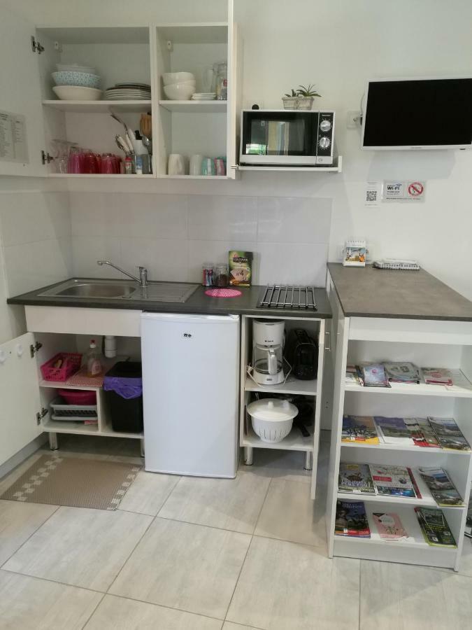 2 logements séparés indépendants jusqu'à 5 personnes, piscine chauffée à 3 min du Puy du Fou Les Épesses Exterior foto